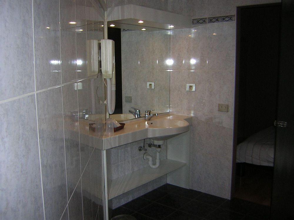 Anna'S Place Waregem Luaran gambar